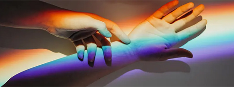 Queere Bücher & eBooks: Bis zu 50% Nachlass während des Pride Monates bei Hugendubel!