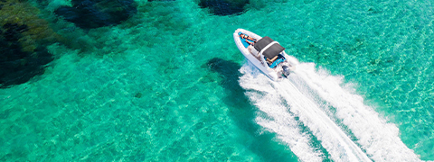 Sichere dir günstige Motorboot-Miete bei Click & Boat und genieße deine Urlaubsersparnis