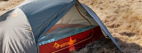 Kostenlose Zeltunterlage mit Globetrotter Gutschein für dein Outdoor-Abenteuer